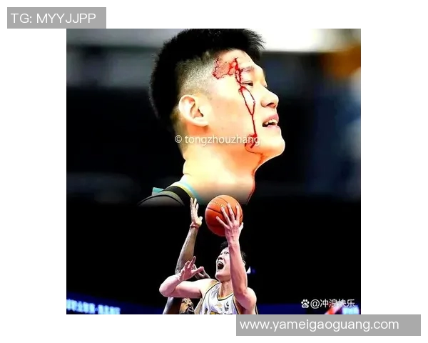 姚明防守如铁壁铜墙令人赞叹不已展现篮球巨星的无畏精神