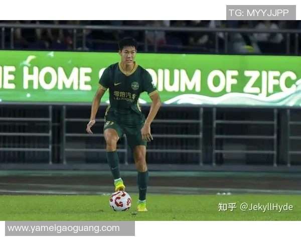 足球明星薪水的计算方式揭秘及其背后的经济因素分析 足球明星薪水的计算方式揭秘及其背后的经济因素分析