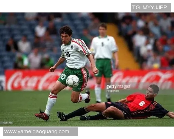 中国足球明星的辉煌历程与成就解析及其对中国足球发展的影响