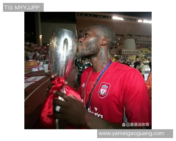 帅气足球明星精彩瞬间混剪展现运动魅力与青春风采的视觉盛宴 帅气足球明星精彩瞬间混剪展现运动魅力与青春风采的视觉盛宴